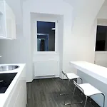 Vendégház Galeria River Ljubljana